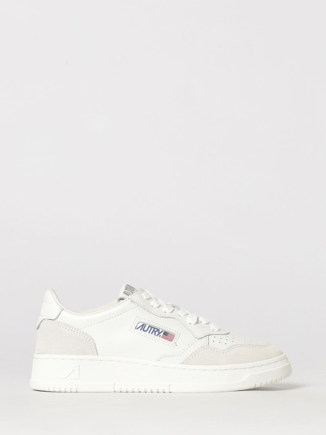 Autry Medalist Low Sneakers in Calf Leather with Perforated Toe