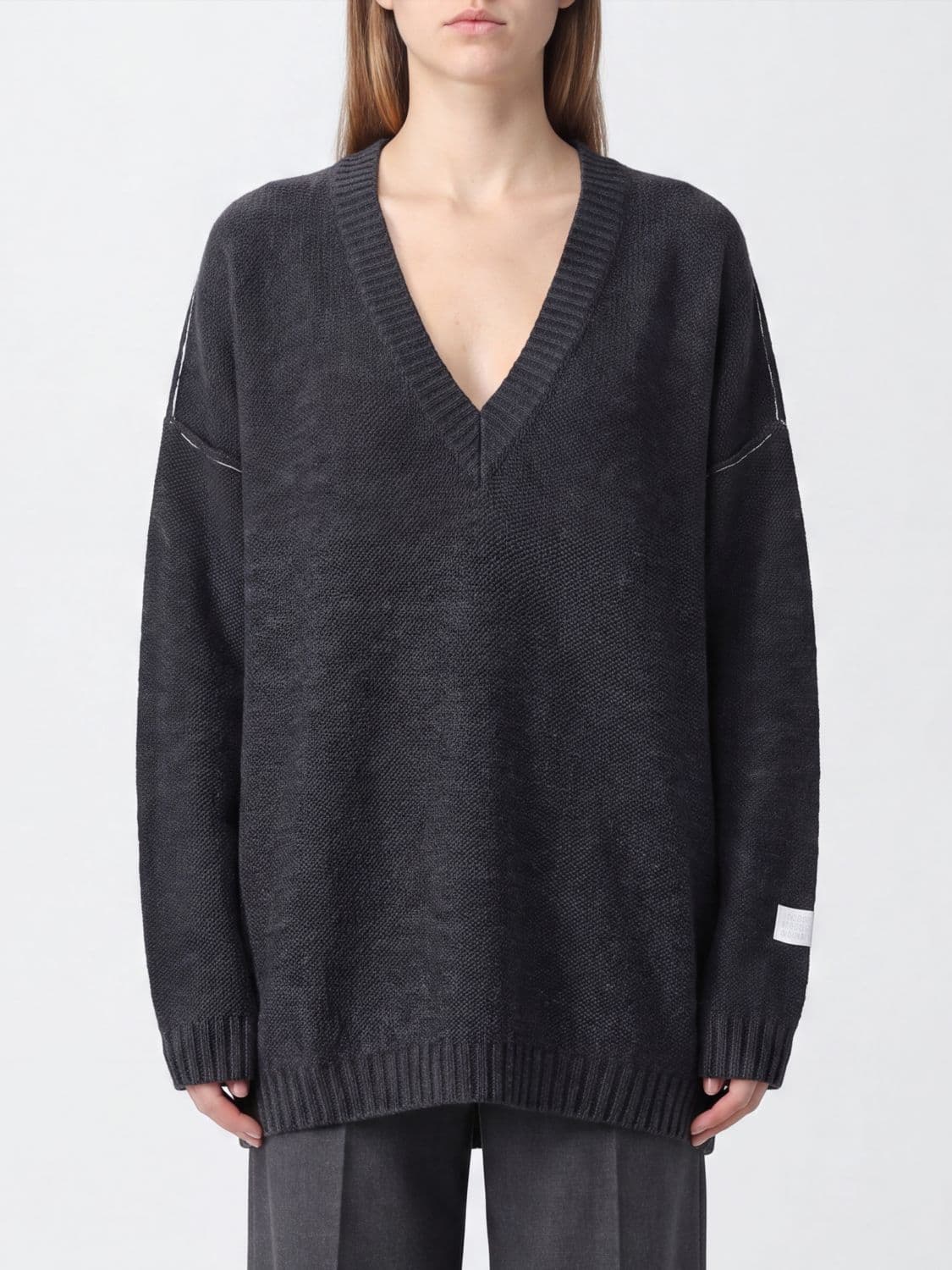 Mm6 Maison Margiela Relaxed Fit Wool-Blend V-Neck Jumper