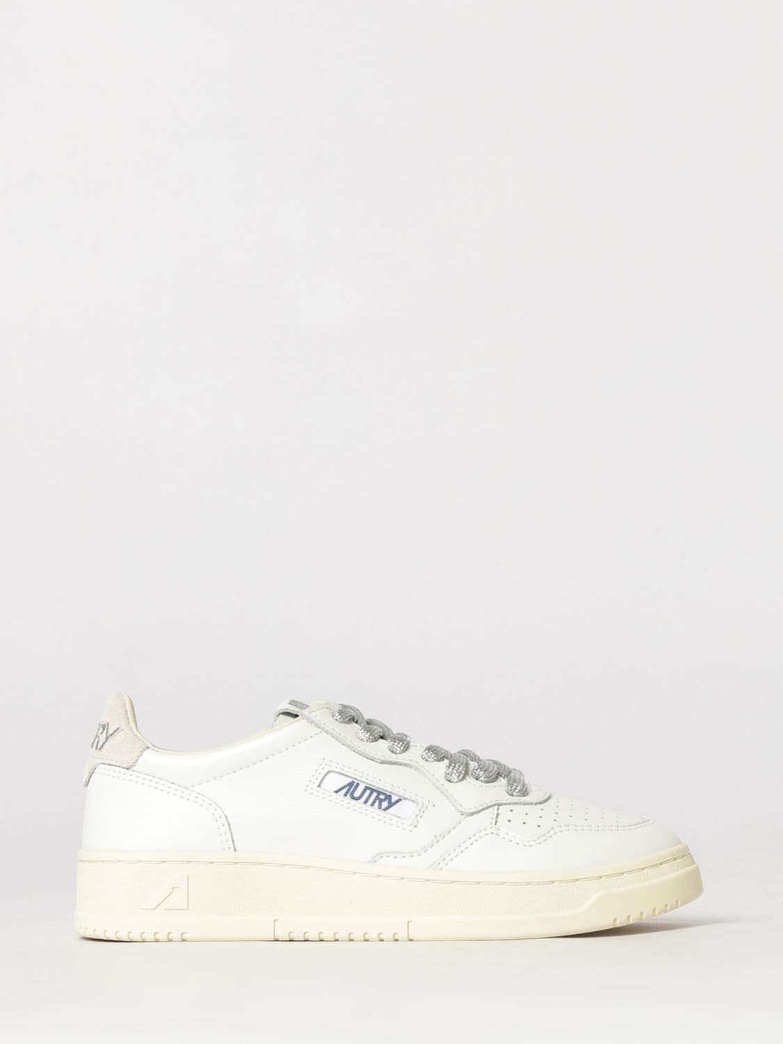 Autry Medalist Low Sneakers in Smooth Calf Leather with Perforated Toe