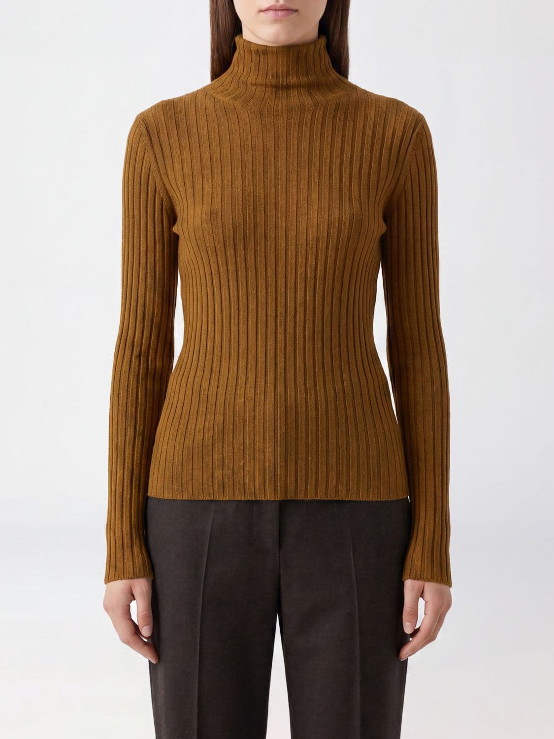Pinko Long-Sleeved Rib-Knit Turtleneck Jumper in Pure Wool with a Slim Fit