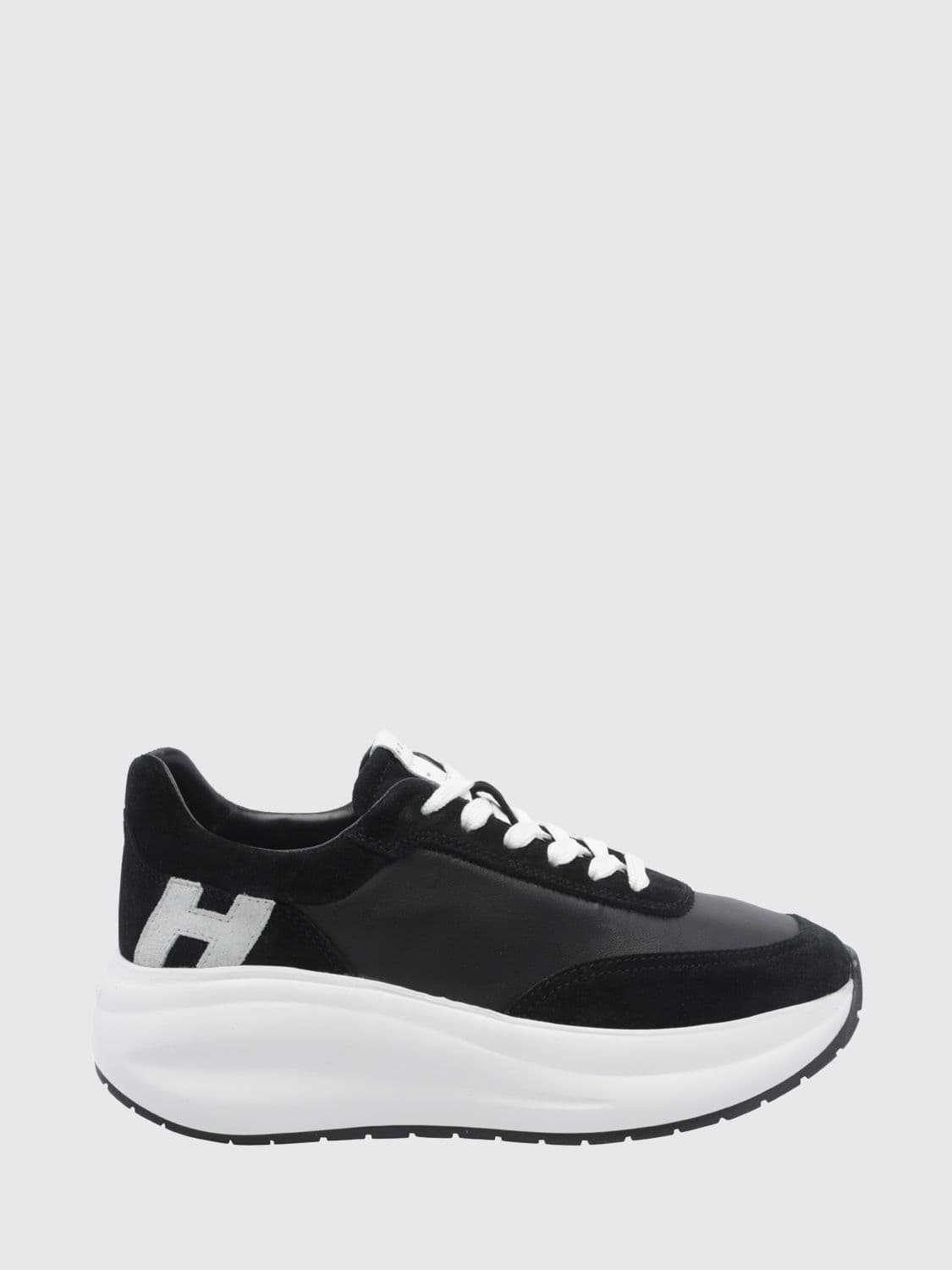 Hogan H696 Sneakers in Smooth Calfskin and Suede with Chunky Sole