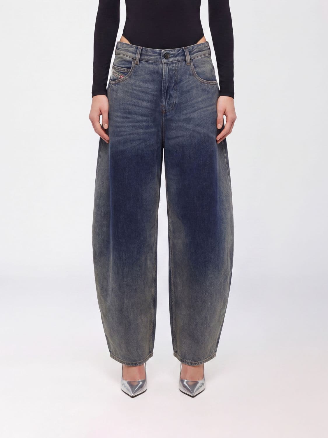 Diesel 1987 D-Khelz Mid-Rise Baggy Jeans in Cotton and Hemp Denim