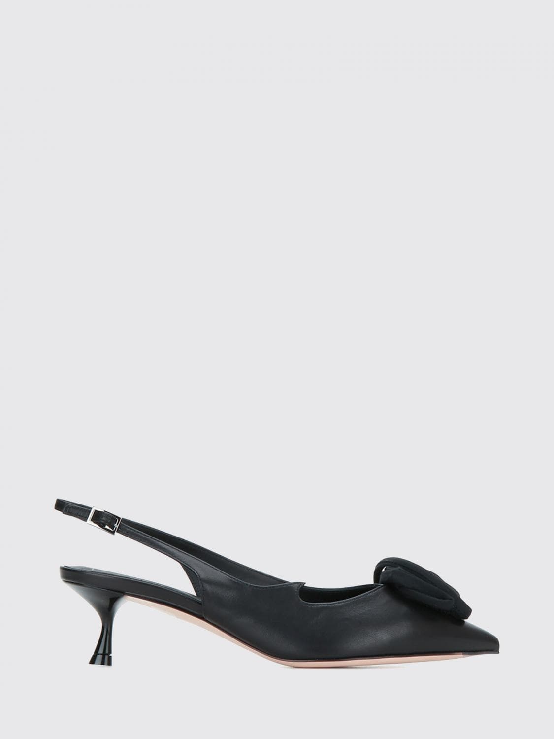 Roger Vivier Slingback Pumps in Smooth Leather with Floral Appliqué and Low Heel