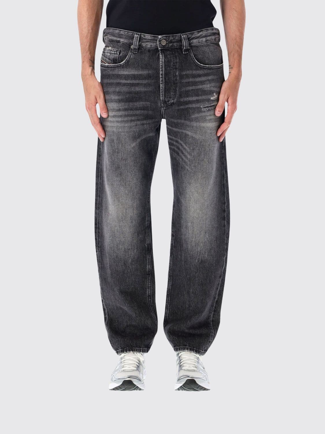 Diesel D-Macs Tapered Fit Stretch Denim Jeans with Distressed Effect