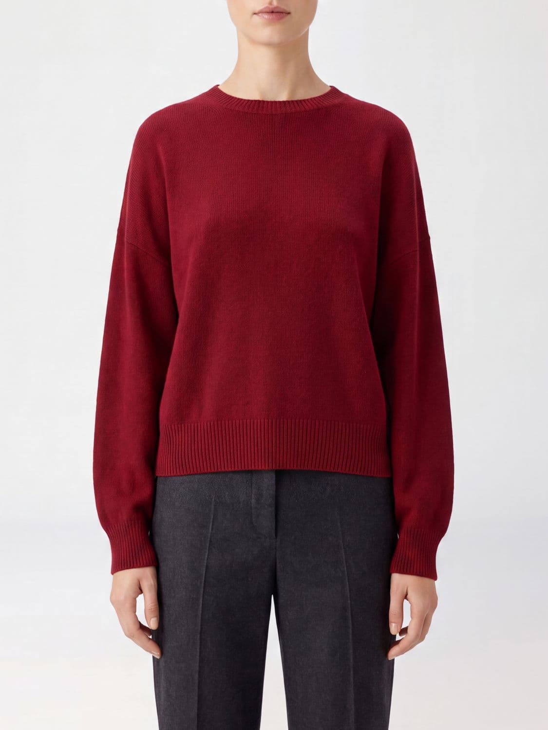 Lisa Yang Relaxed Fit Pure Cashmere Crewneck Jumper with Dropped Shoulders