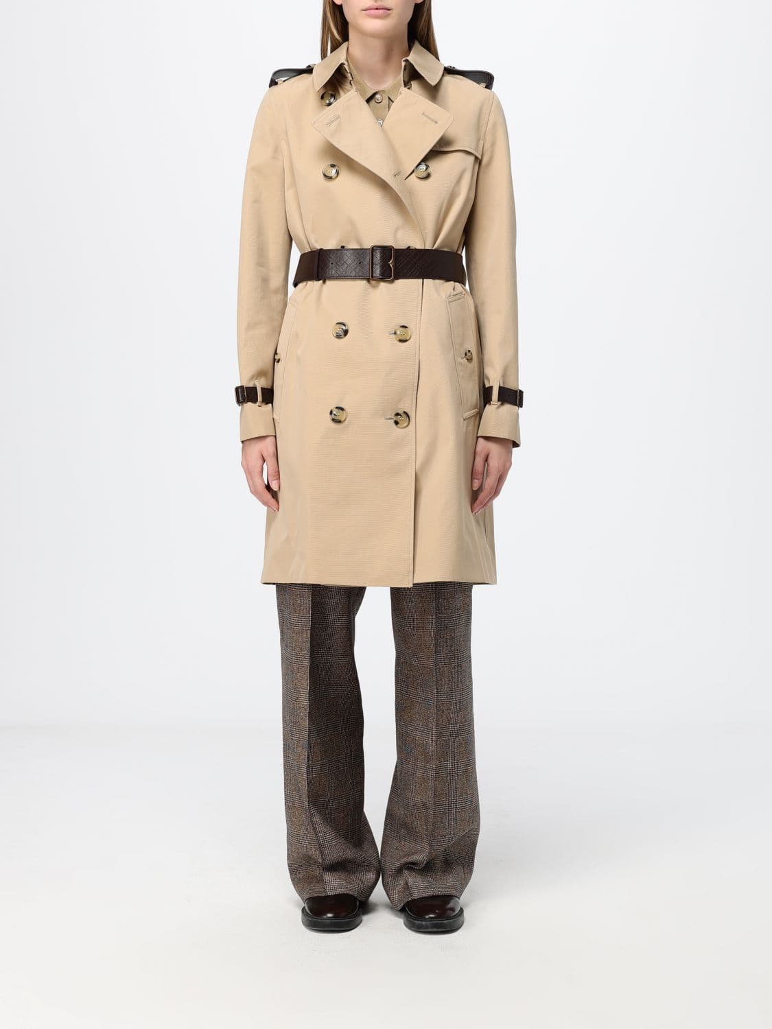 Burberry Kensington Double-Breasted Knee-Length Trench Coat in Cotton Gabardine