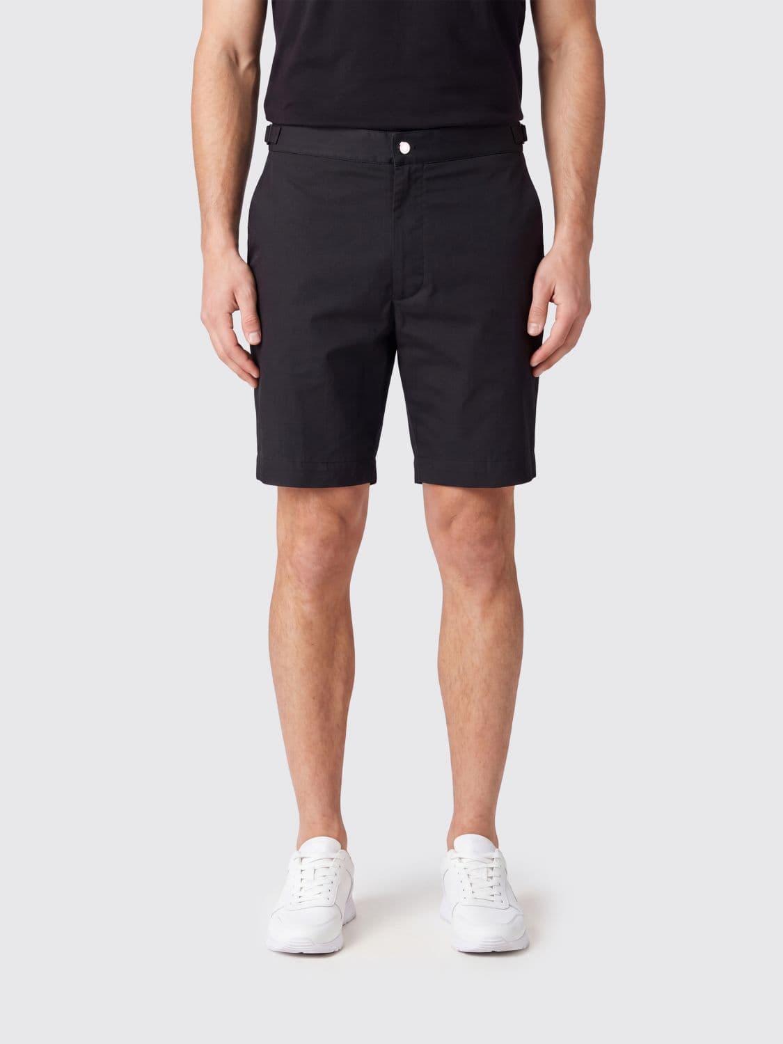 Frescobol Carioca Chino Shorts in Technical Fabric with Slant Pockets