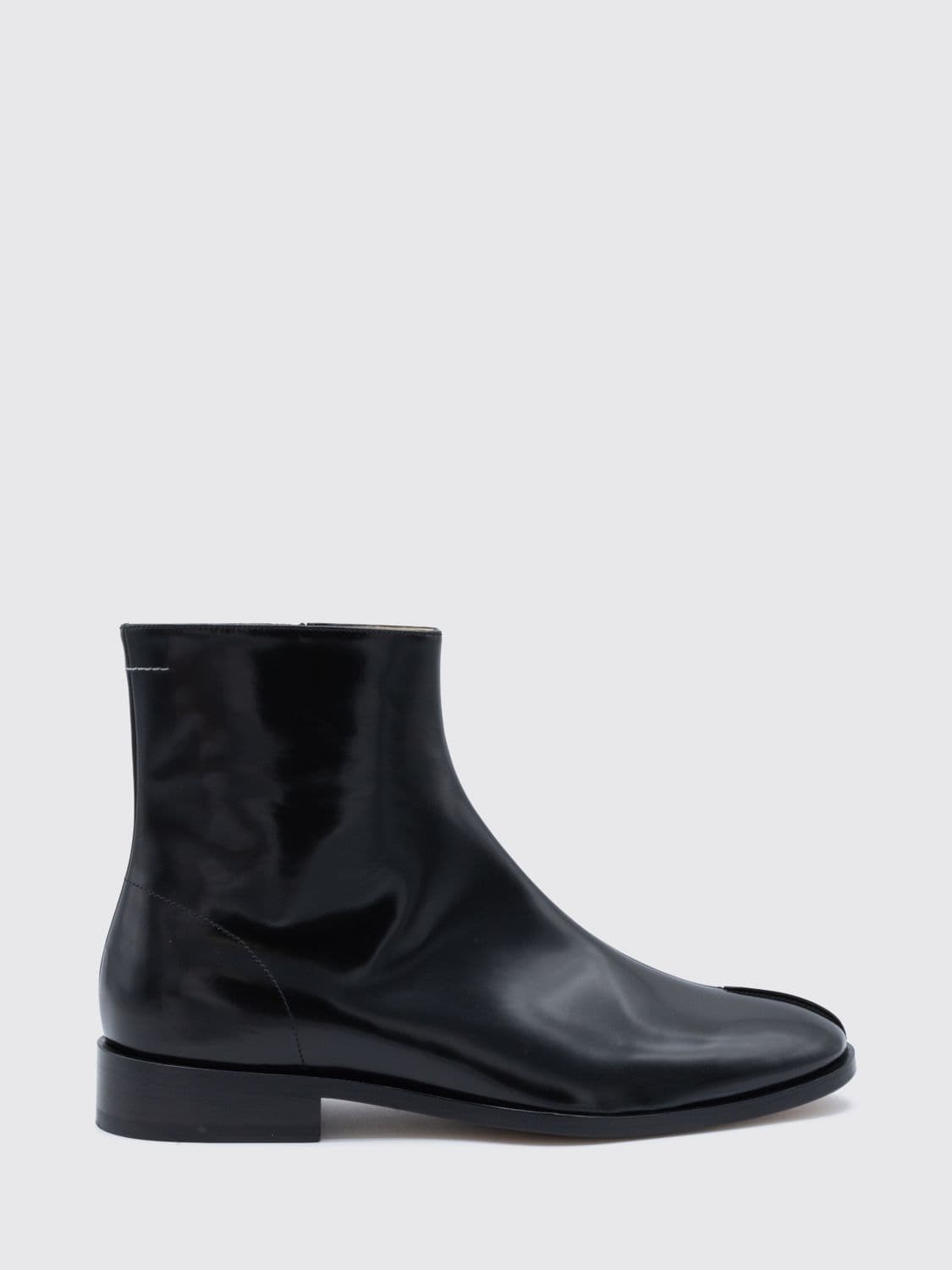 Mm6 Maison Margiela Tabi Ankle Boots in Brushed Leather with Side Zip