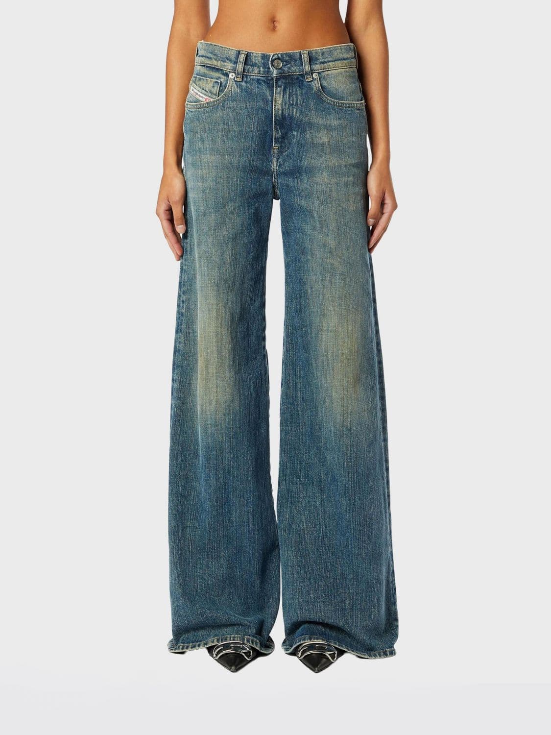 Diesel D-Akemi Low-Rise Wide-Leg Jeans in Stretch Denim