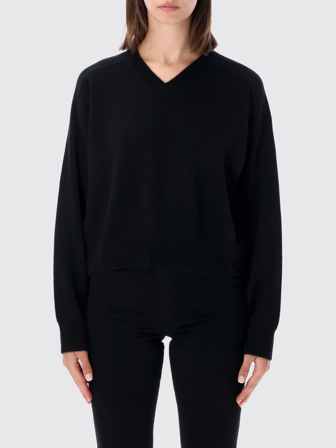 Loulou De Saison Relaxed Fit V-Neck Jumper in Pure Cashmere