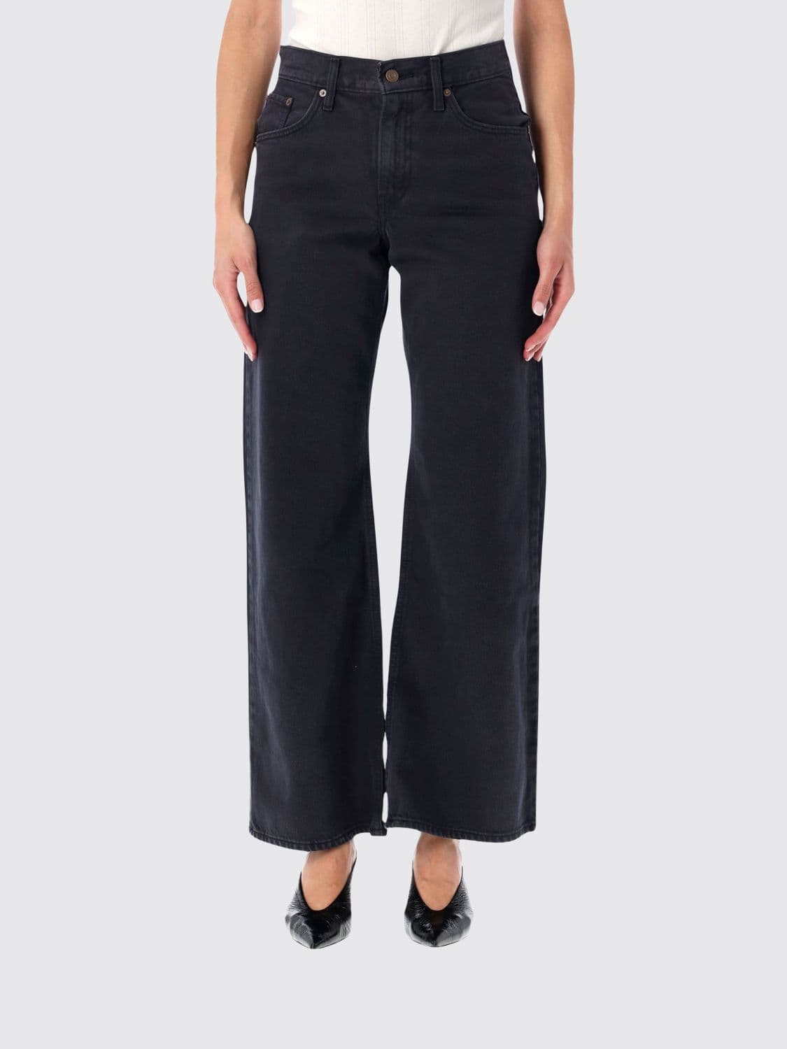 Levi's Mid-Rise Straight Tapered Jeans in Stretch Denim