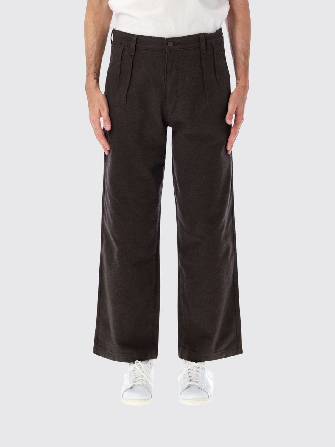 Levi's Baggy Wide-Leg Twill Chino Trousers with a Mid-Rise Waist
