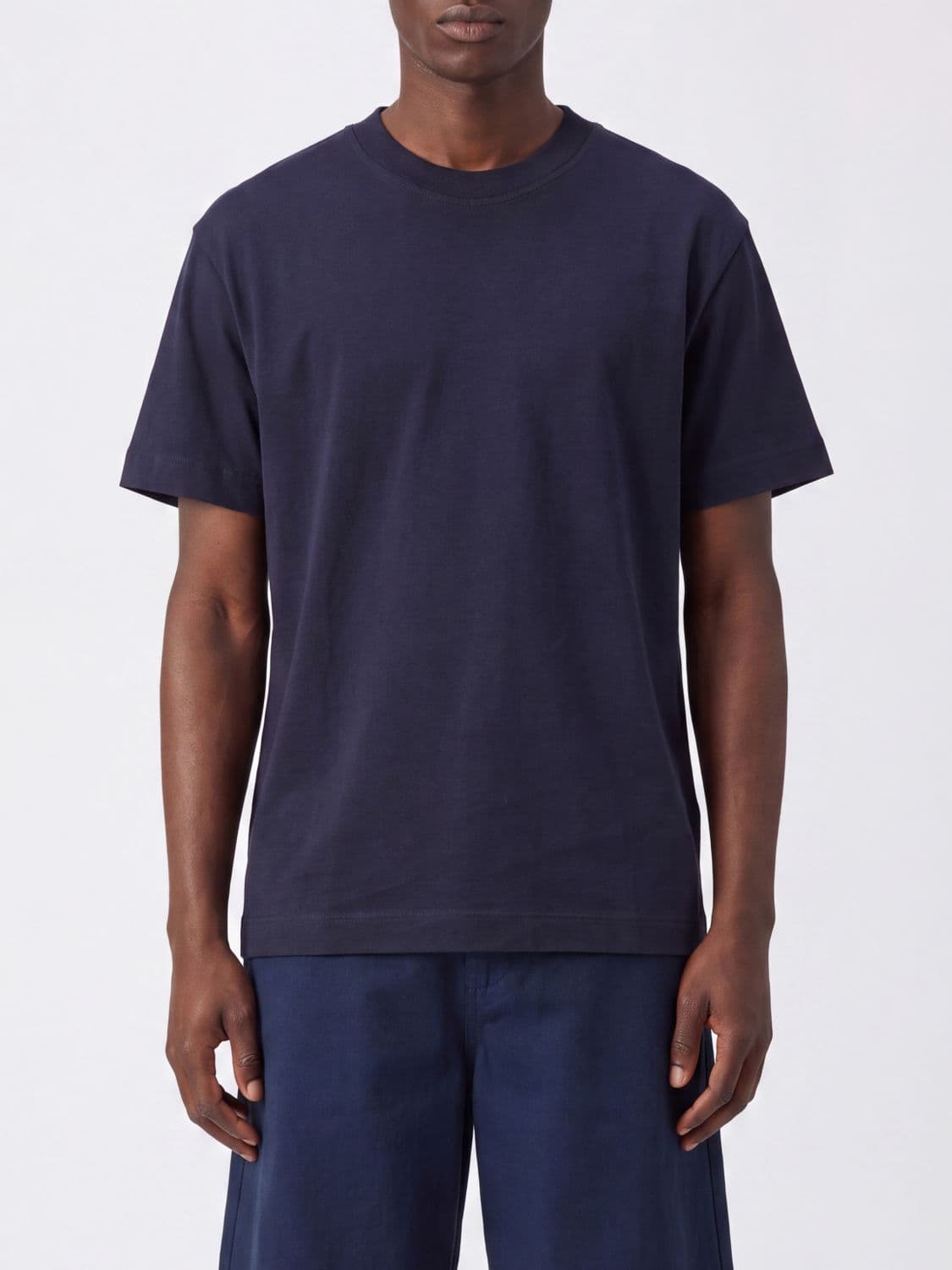 Closed Basic Crew Neck T-Shirt in Pure Organic Cotton with a Straight Hem