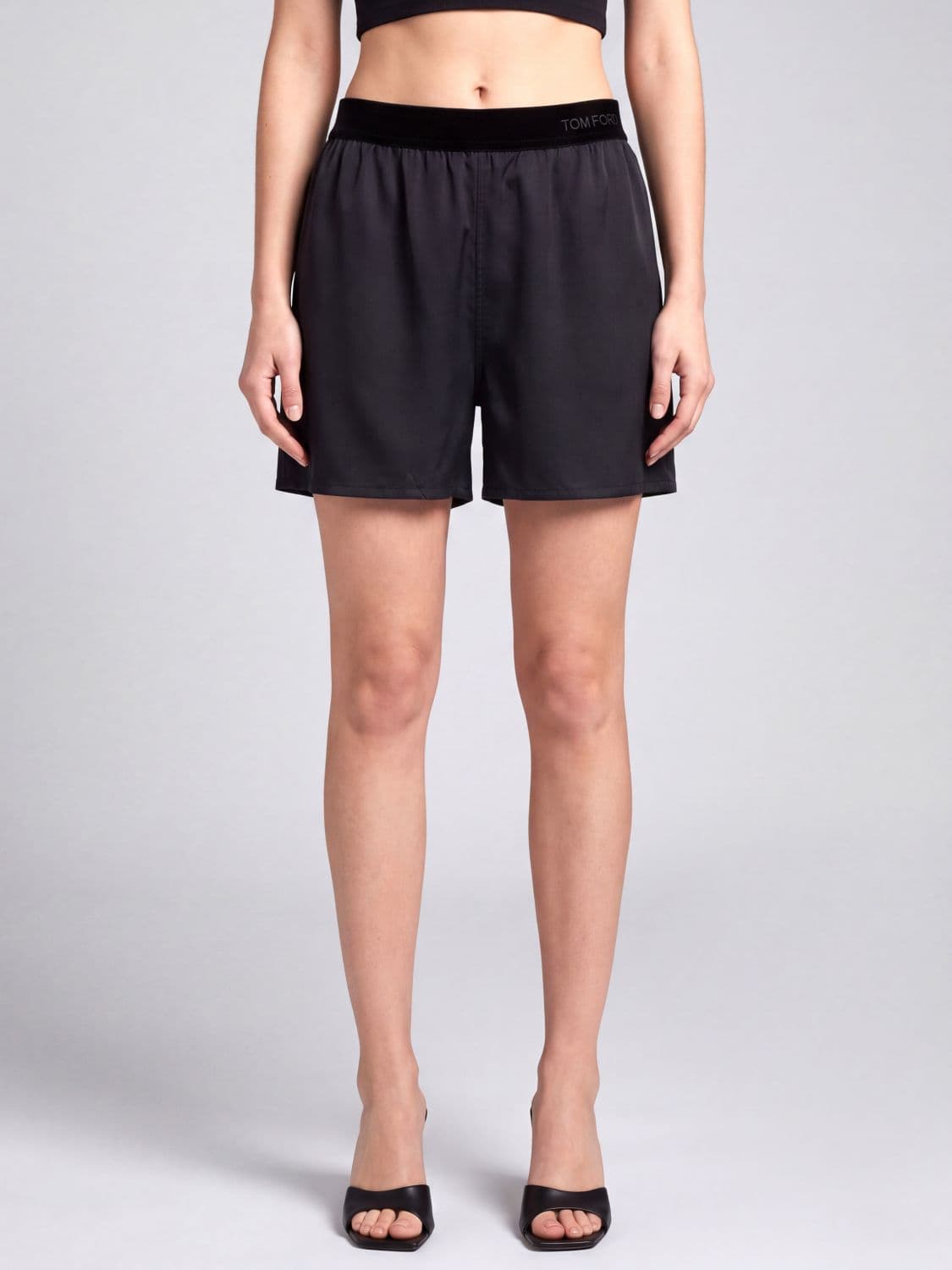 Tom Ford Boxer Shorts in Pure Silk with a Logo Waistband