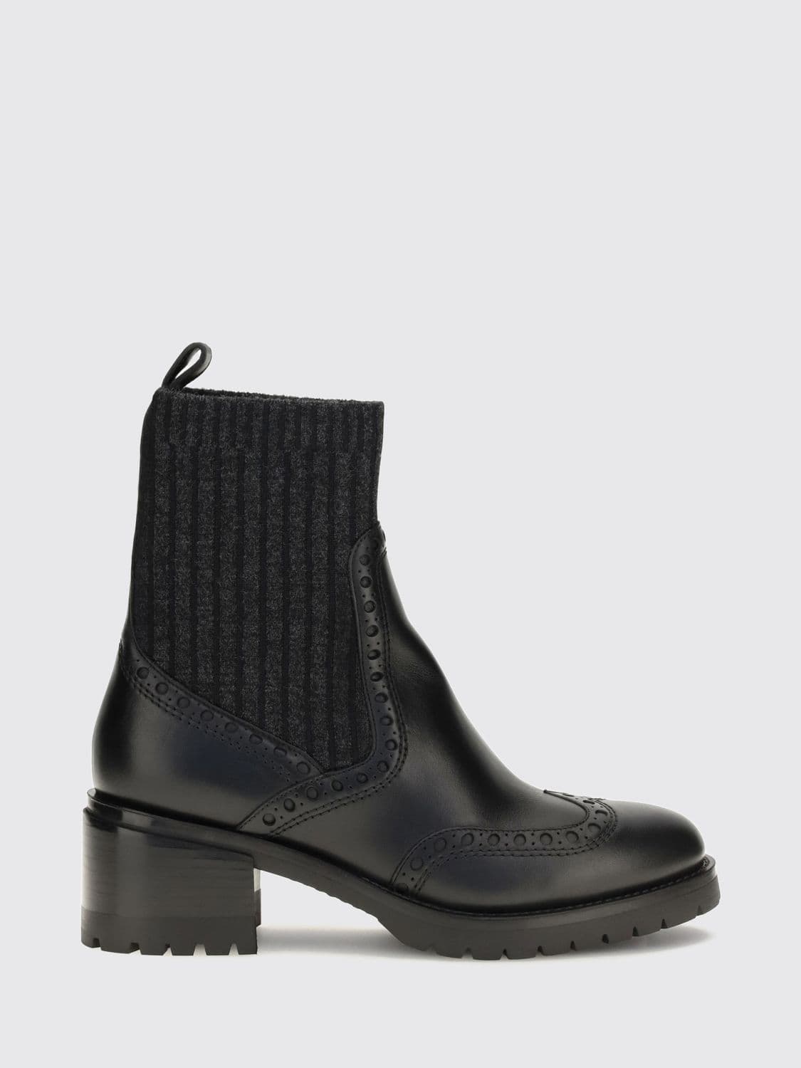 Santoni Chelsea Boots in Calfskin Leather with Rubber Lug Sole