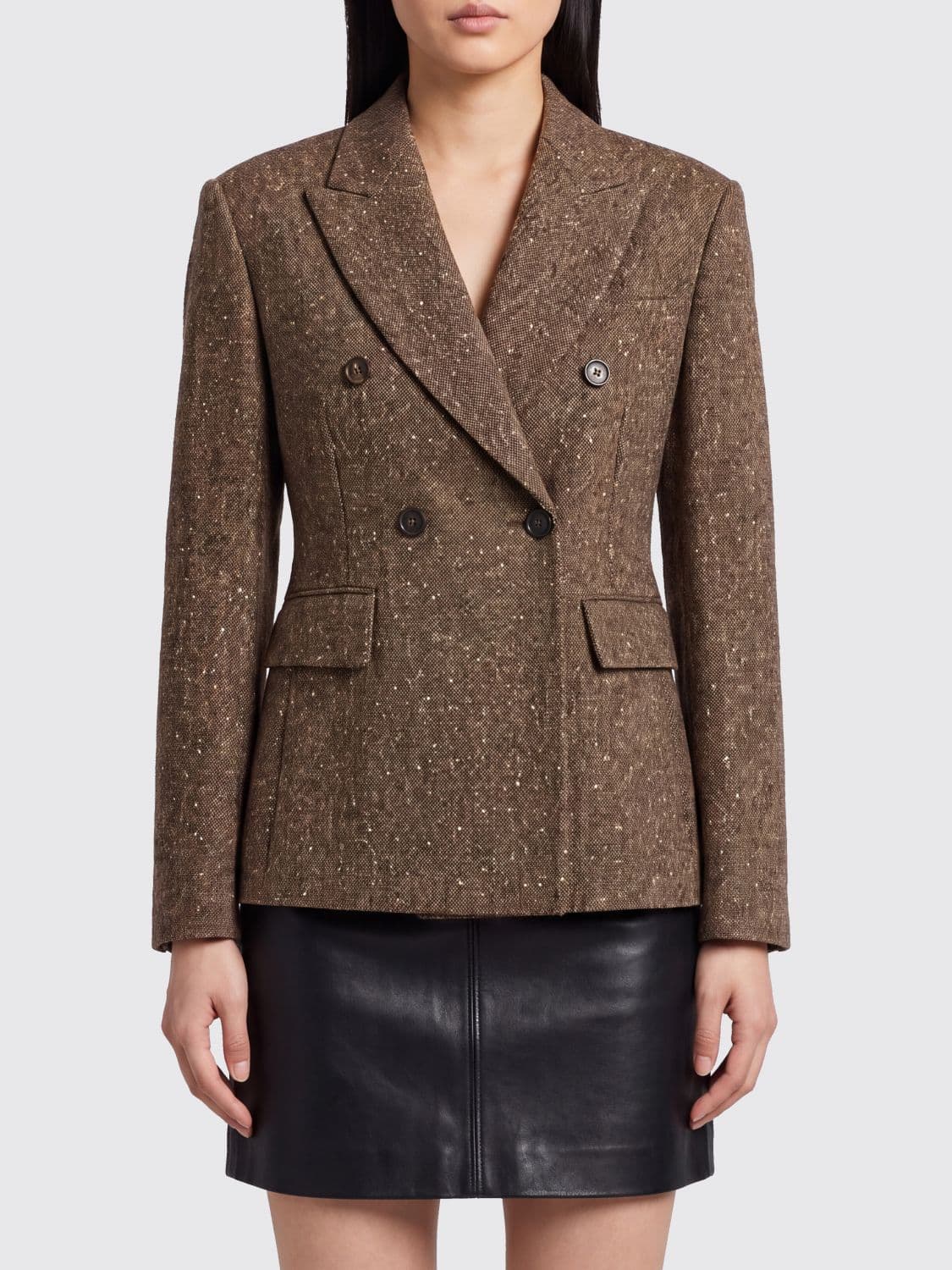 Brunello Cucinelli Double-Breasted Blazer in Wool Blend with Lapel Collar and Flap Pockets