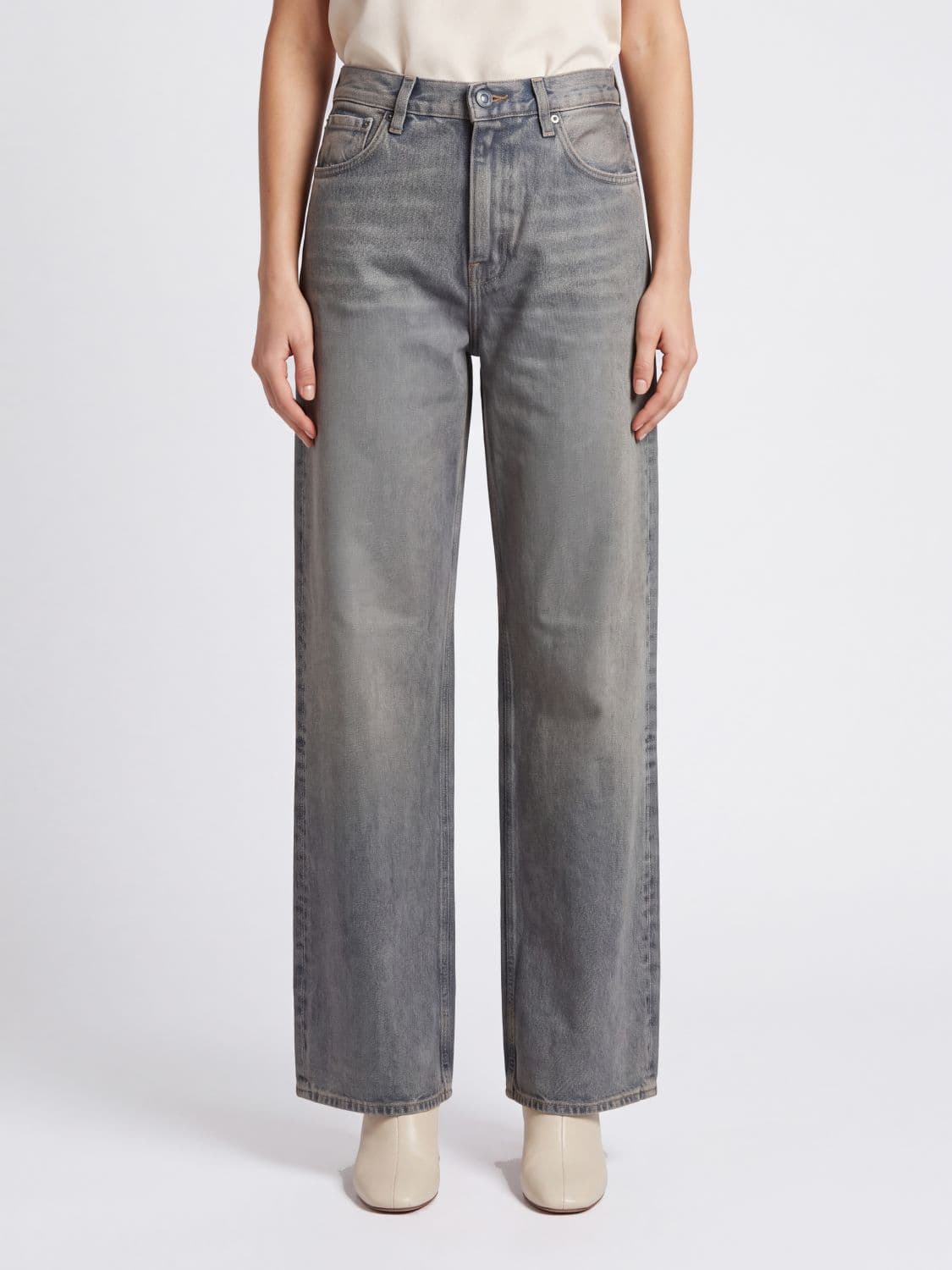 Haikure Korea Wide-Leg Jeans in Blue Cotton Denim with a High-Waisted Five-Pocket Design