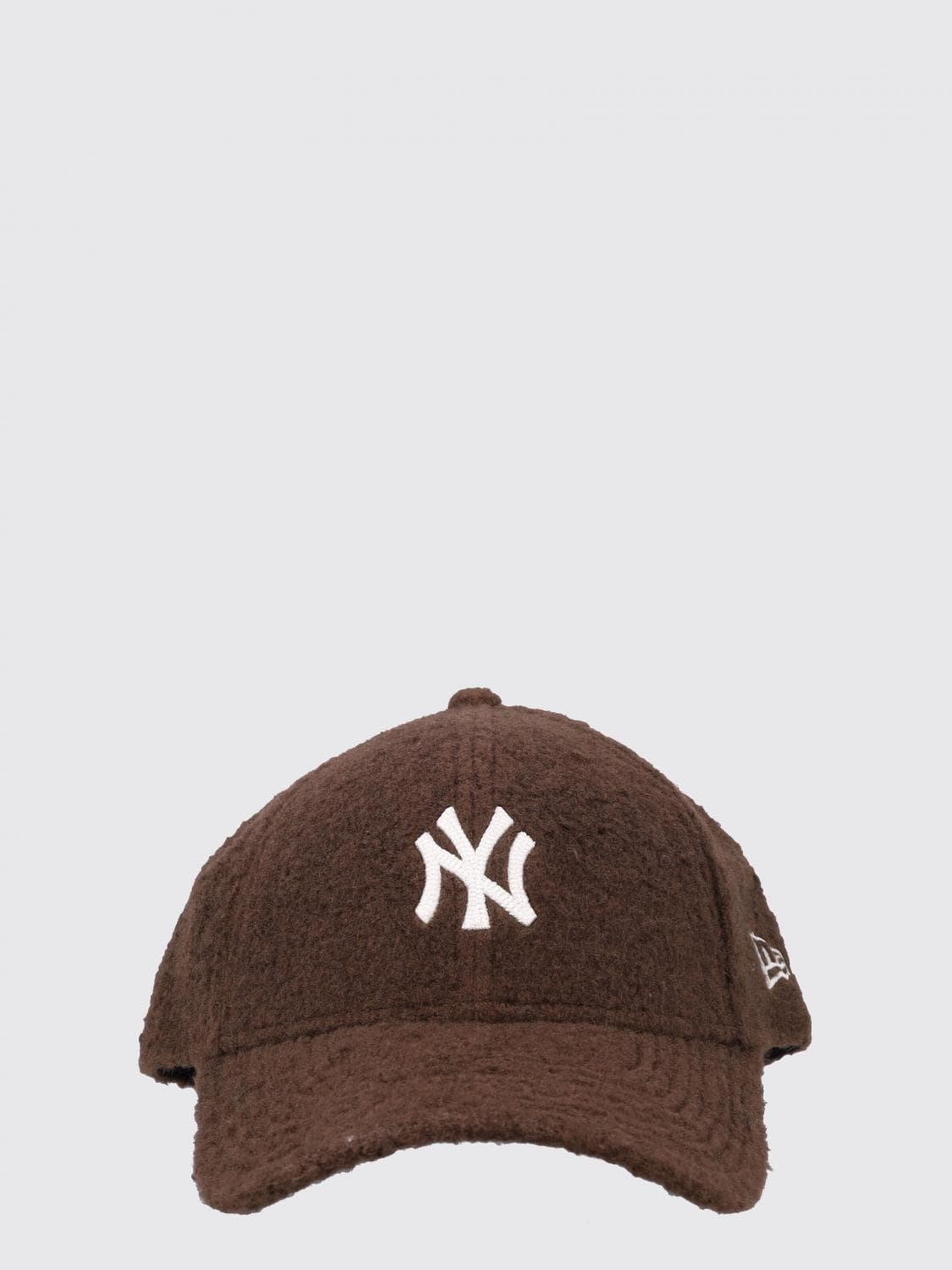 New Era New York Yankees MLB Shearling Baseball Cap with Embroidered Logo
