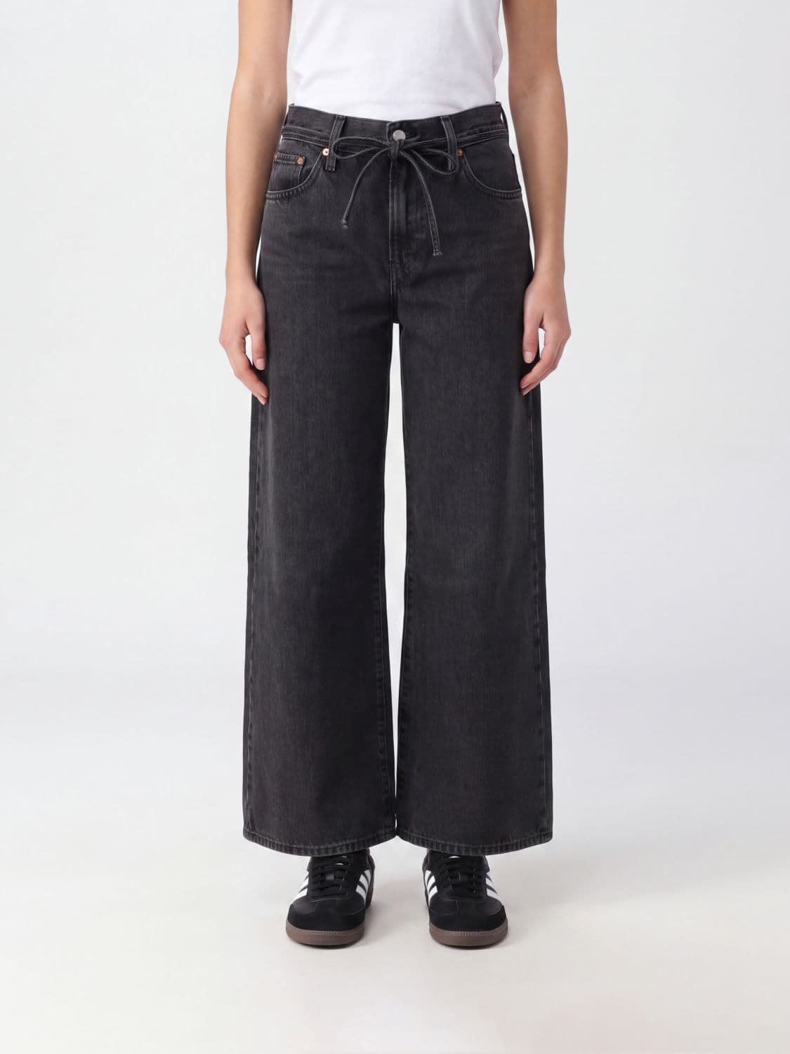 Levi's Wide Leg 728 Jeans with a Mid-Rise Waist in 100% Cotton Denim