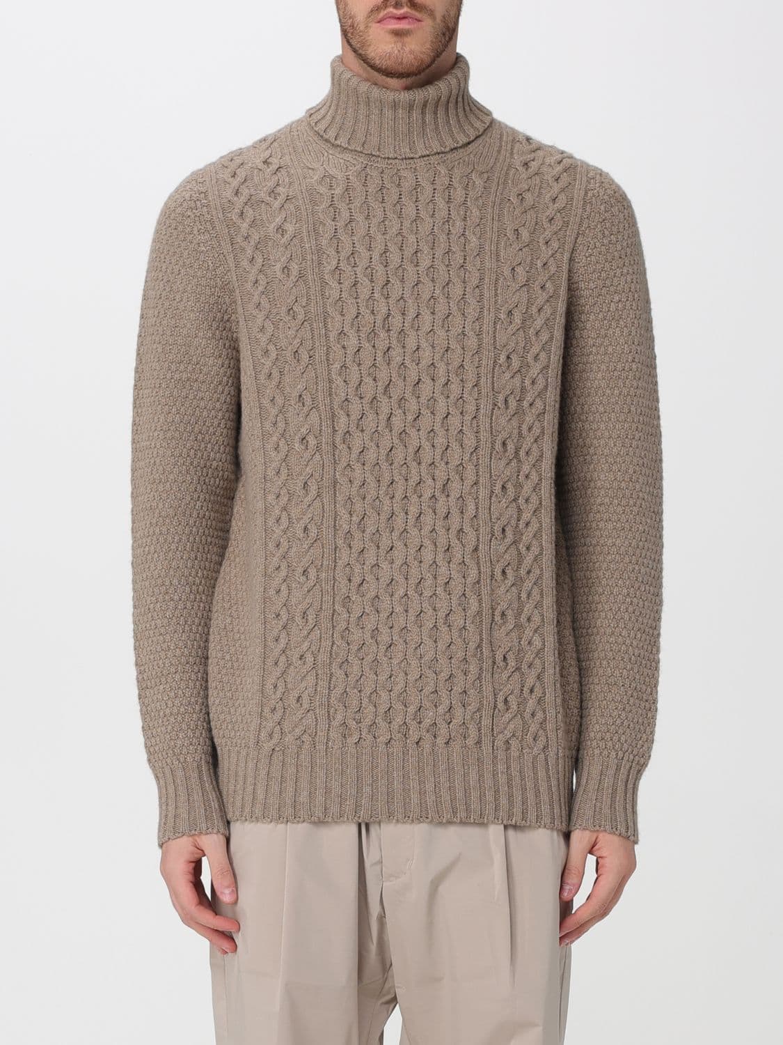 Drumohr Long-Sleeved Turtleneck Crafted from Pure 100% Lambswool
