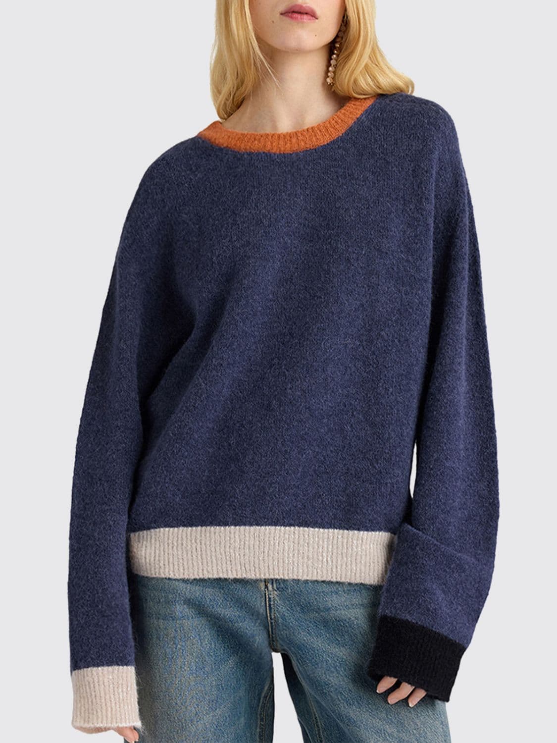 Momonì Relaxed Fit Alpaca-Blend Crewneck Jumper Momonì with Contrast Trims