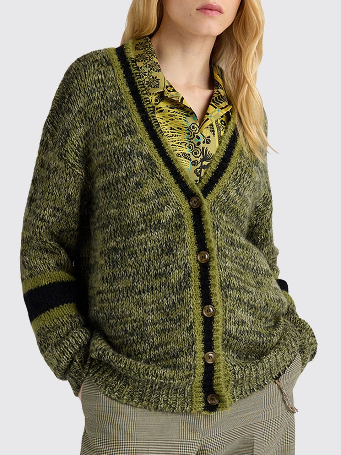 Momonì V-Neck Wool-Blend Cardigan Momonì with Contrast Trims and Button Fastening