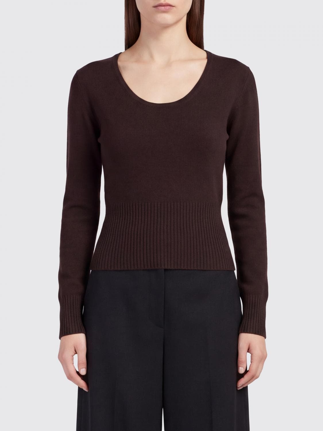 Max Mara Slim Fit Wool and Cashmere Crewneck Jumper with Ribbed Trims