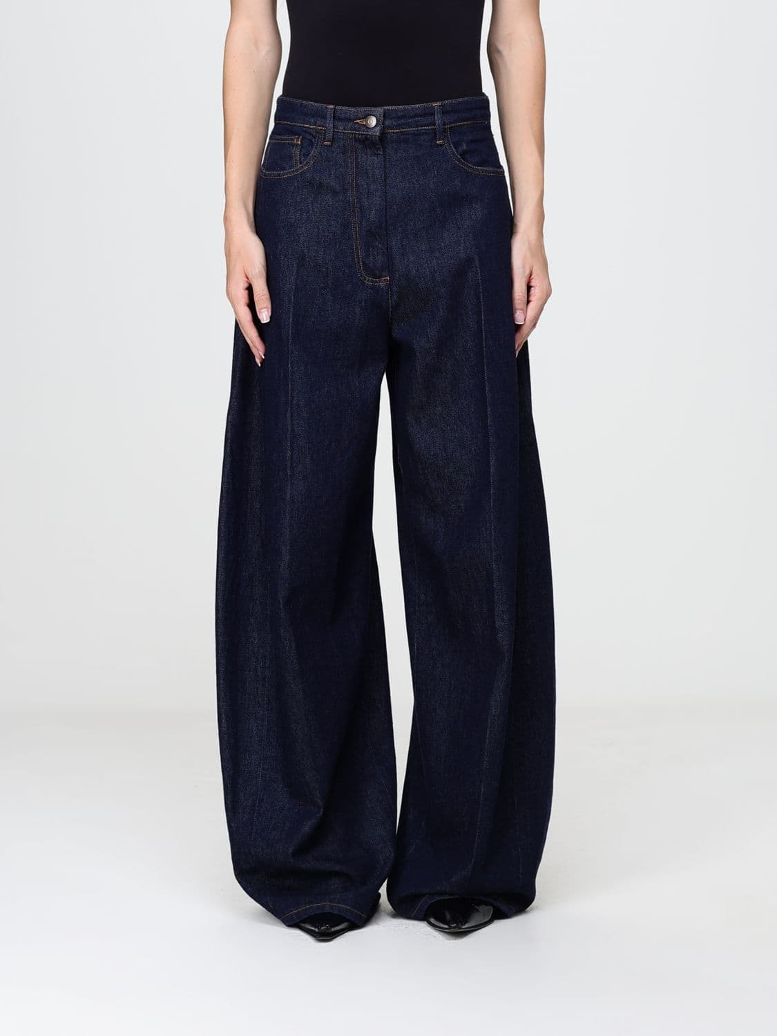 Thelatest High-Waisted Wide Leg Denim Jeans with Five-Pocket Design