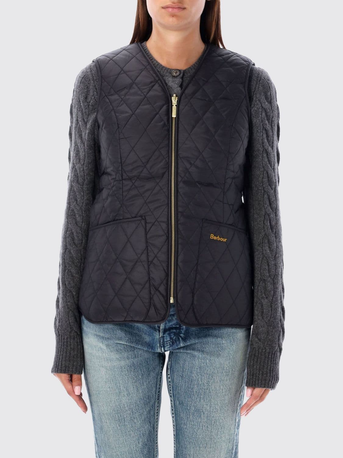Barbour Markenfield Reversible Quilted Gilet in Nylon with Zip · 12