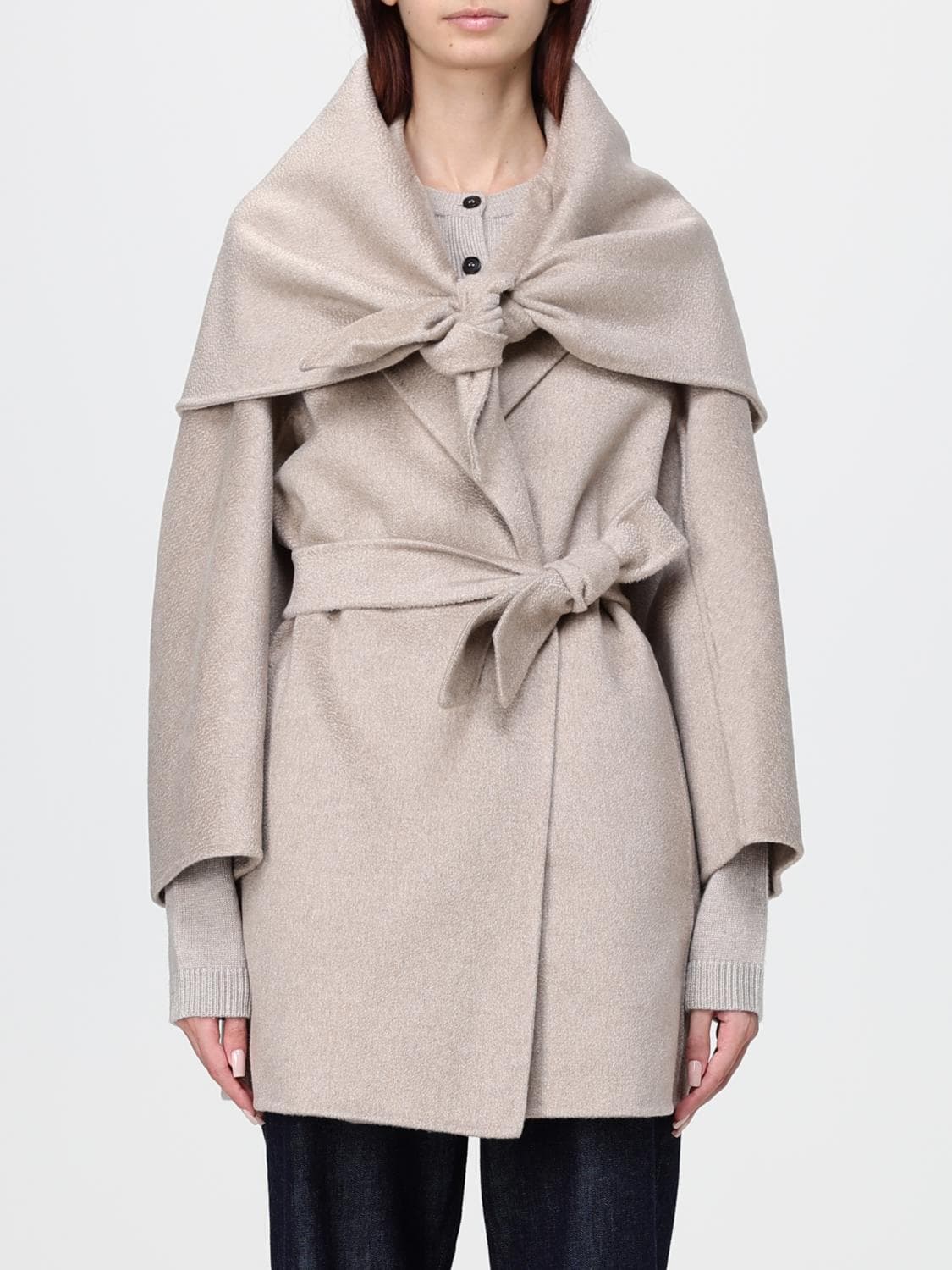 Max Mara Short Robe Coat in Pure Cashmere with Shawl Collar and Belt
