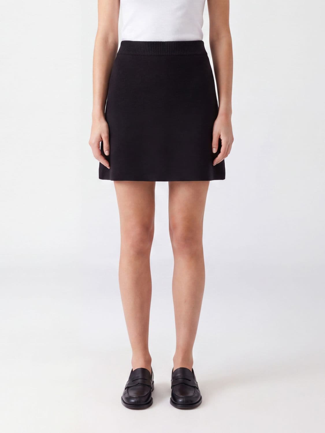 Lisa Yang High-Waisted Flared Mini Skirt in Pure Cashmere