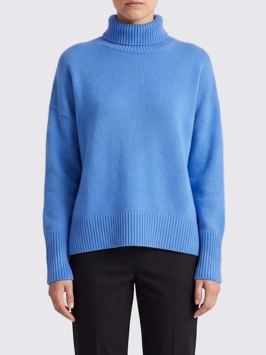 Lisa Yang Turtleneck Jumper in Pure Cashmere with Dropped Shoulders