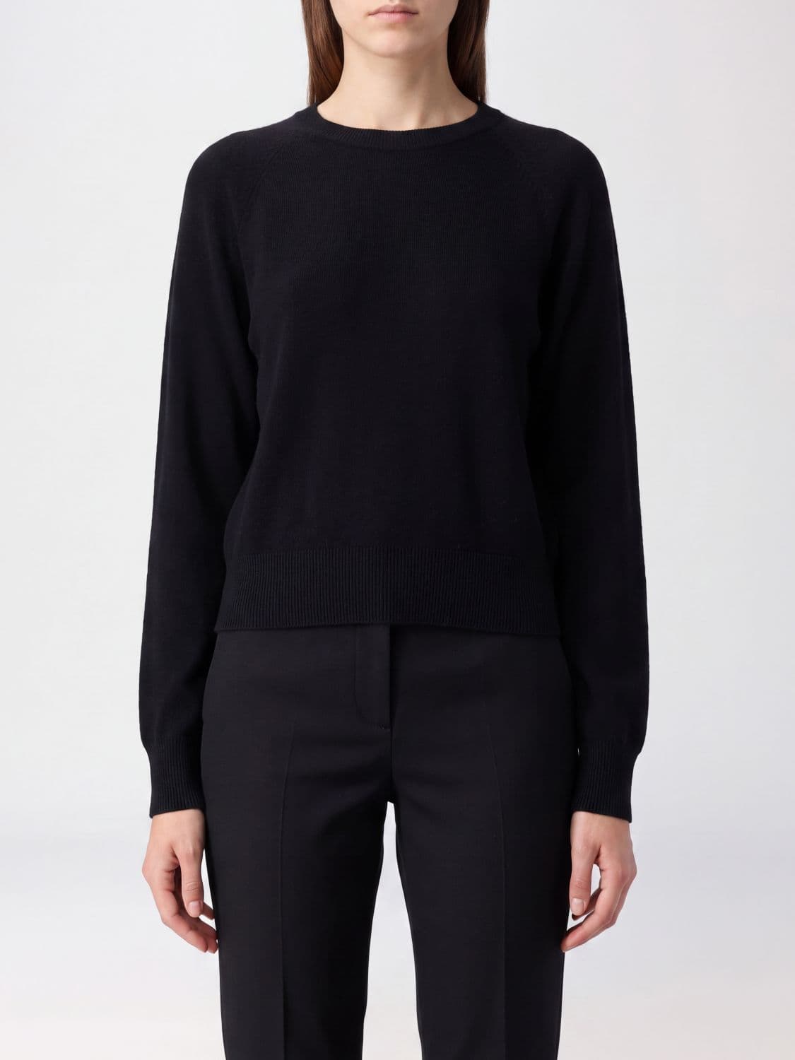 Lisa Yang Crewneck Jumper in Pure Cashmere with Dropped Shoulders