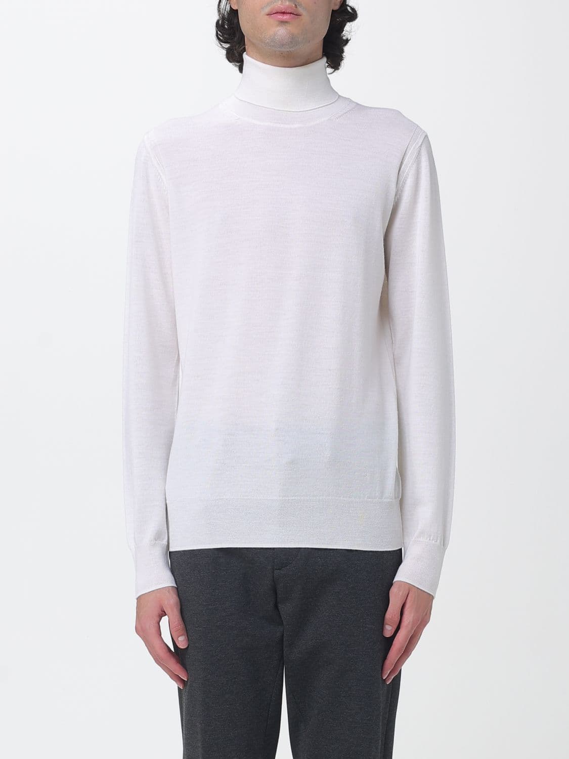 Paolo Pecora Pure Wool Long-Sleeved Turtleneck with Ribbed Trim
