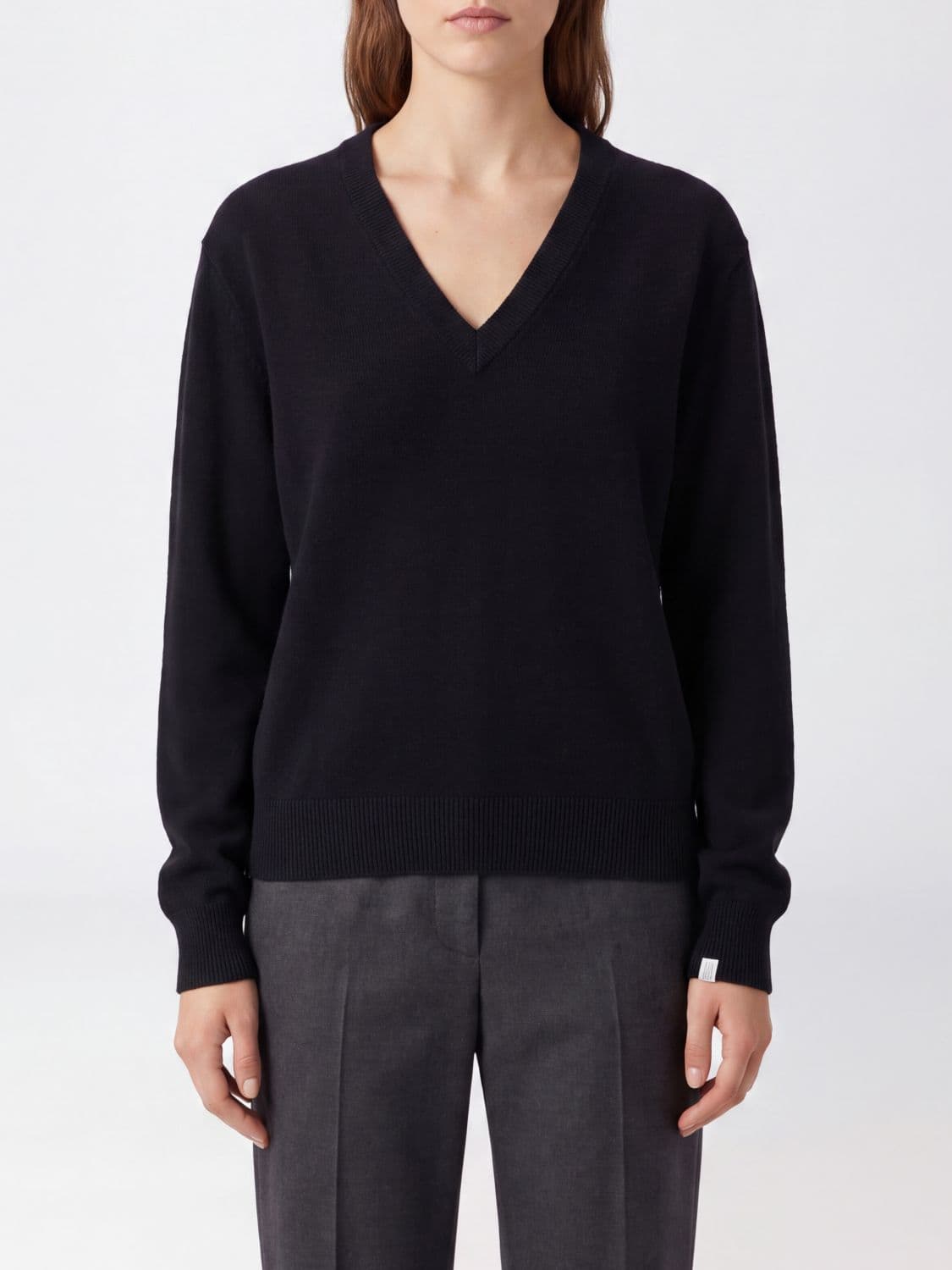 Extreme Cashmere Long-Sleeved V-Neck Jumper in Pure Cashmere · OS