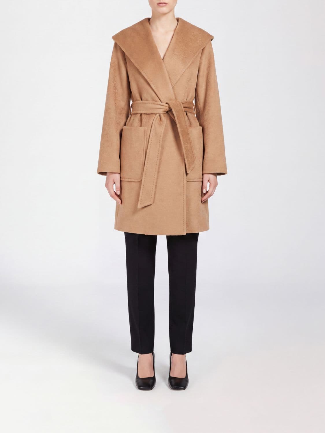 Max Mara Knee-Length Camel Wool Robe Coat with Shawl Collar and Belt