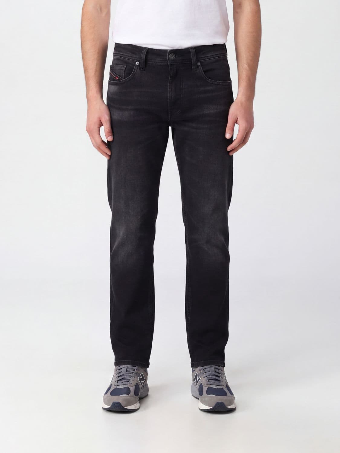 Diesel 1985 Larkee Mid-Rise Straight Jeans in Stretch Denim