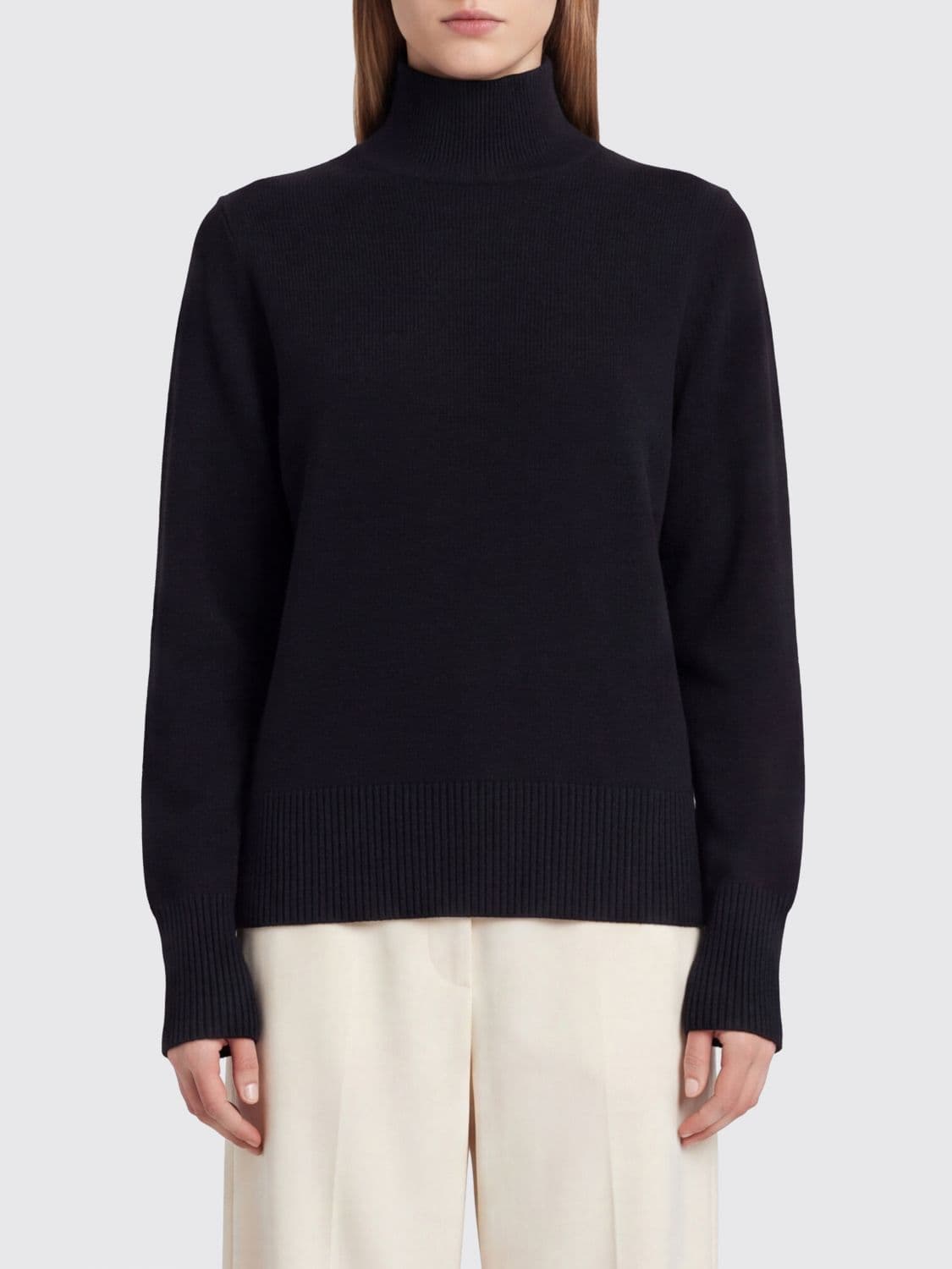 Pinko Slim Fit Wool and Cashmere Turtleneck Sweater with Long Sleeves