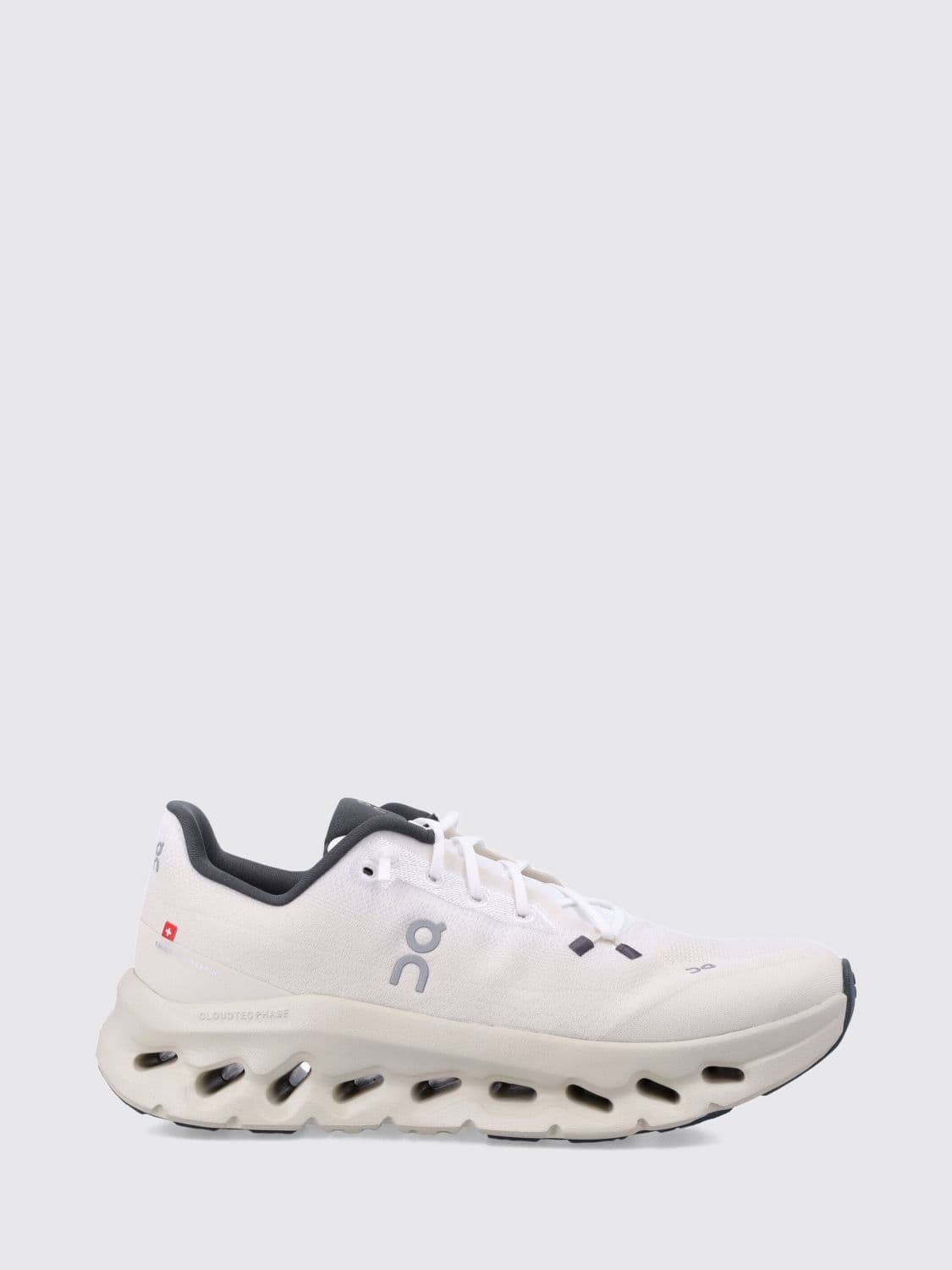 On Running Cloudtilt Low Top Sneakers in Recycled Polyester with Extralight Sole
