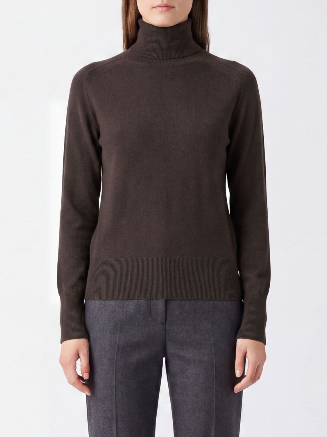 Joseph 100% Cashmere Turtleneck Jumper with Long Sleeves and Ribbed Trims
