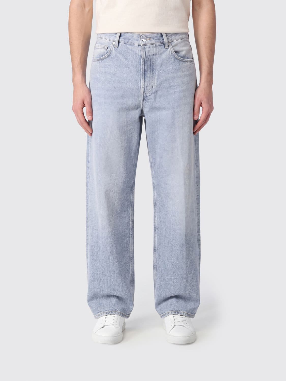 Haikure Wide Leg Jeans in Pure Cotton Denim with a Mid-Rise and Urban Style