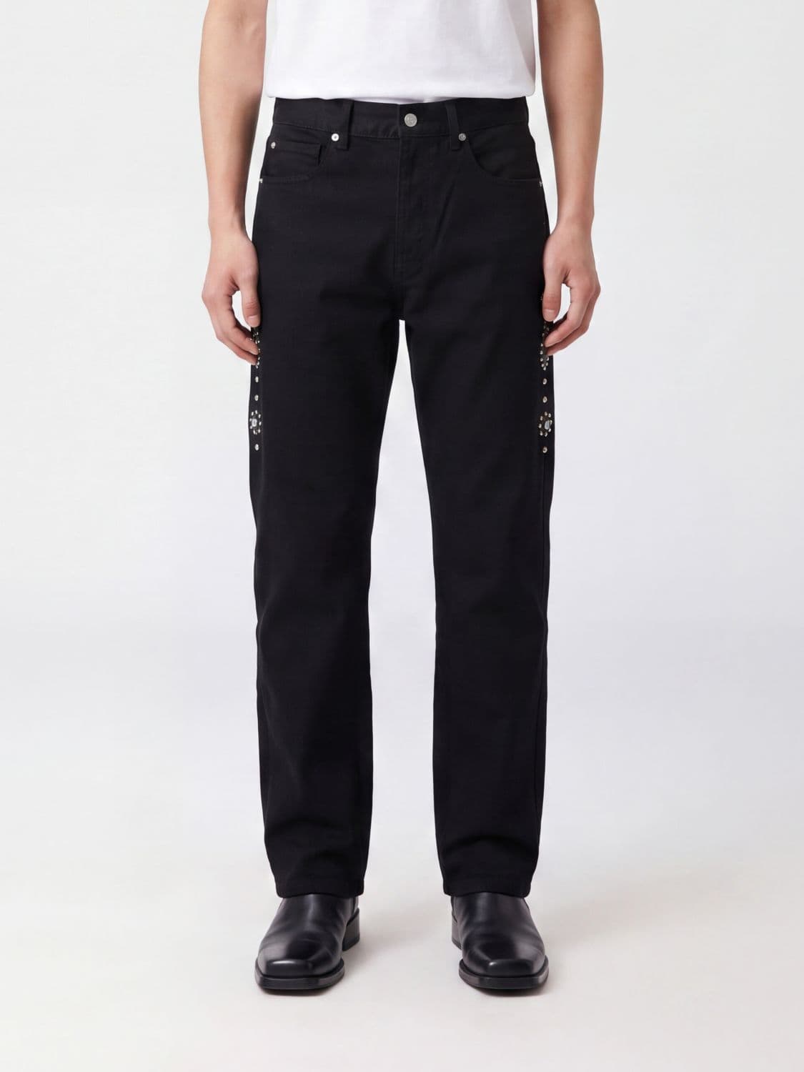 Htc Los Angeles Straight Fit Studded and Embroidered Cotton Denim Jeans