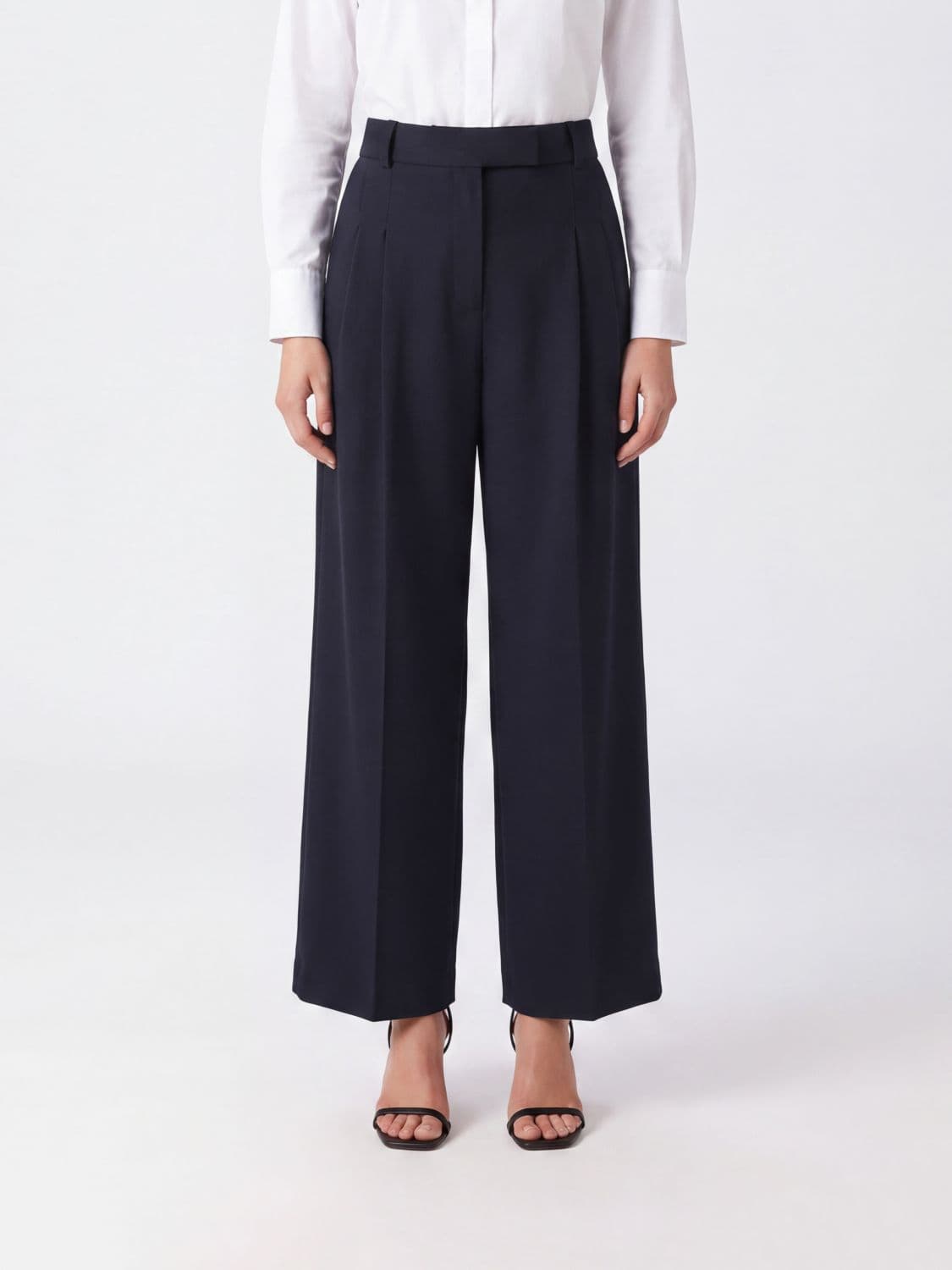 By Malene Birger Cropped Wide-Leg Tailored Trousers with High Waist in Crêpe