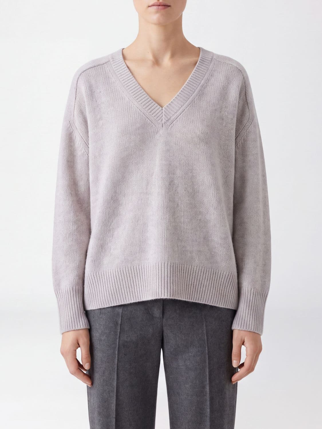 Kujten 100% Cashmere V-Neck Jumper with Dropped Shoulders · 1