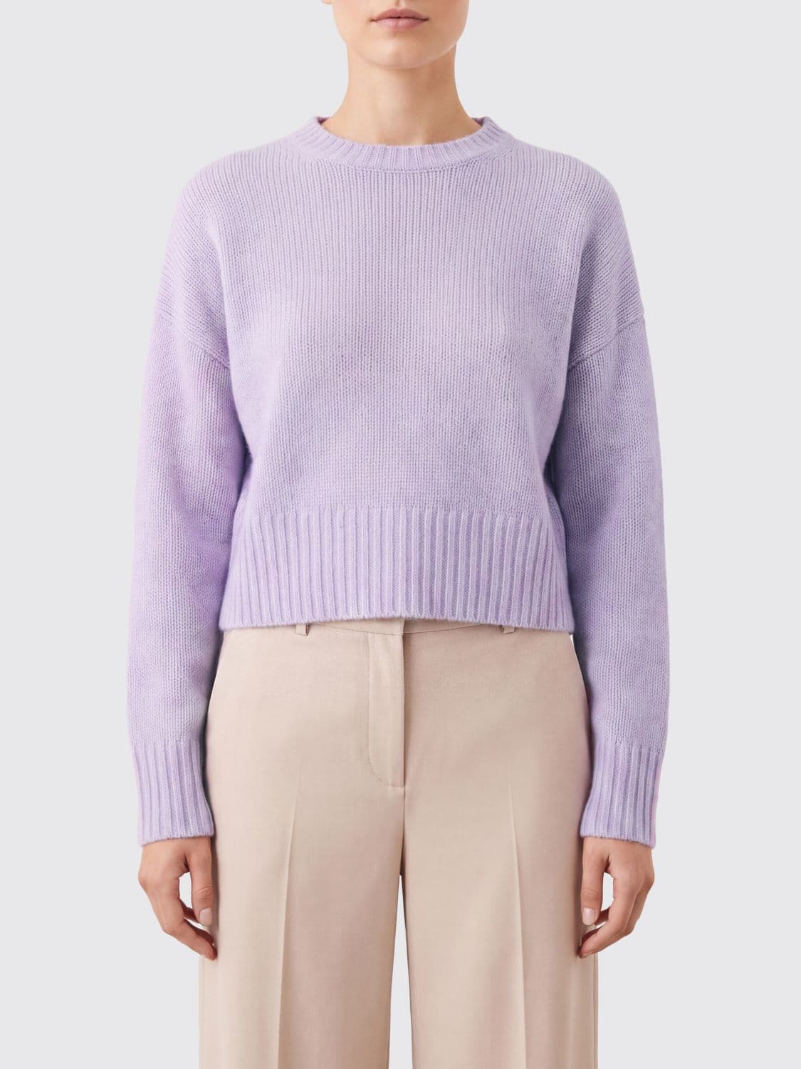 Kujten 100% Cashmere Crewneck Jumper with Dropped Shoulders · 2