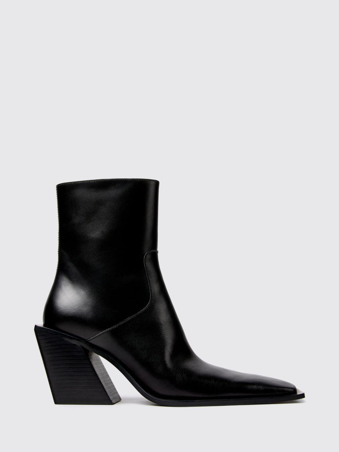 Camperlab Escandalo Smooth Leather Western Boots with Flared Heel