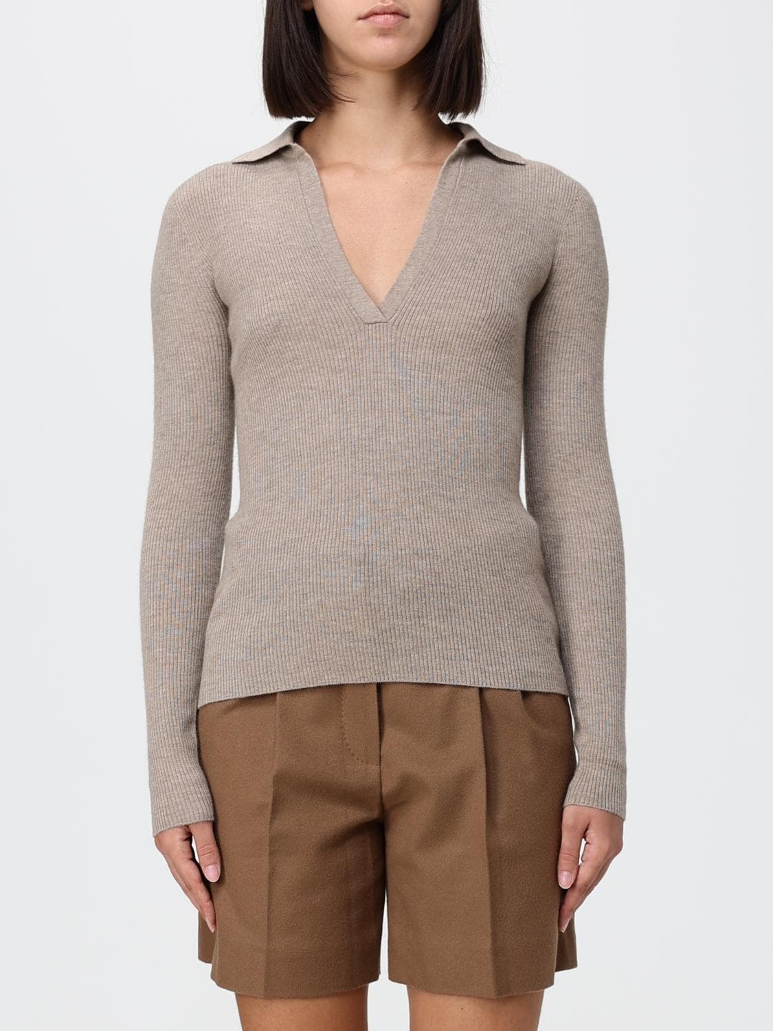 Max Mara Slim Fit V-Neck Polo Jumper in 100% Cashmere with Long Sleeves