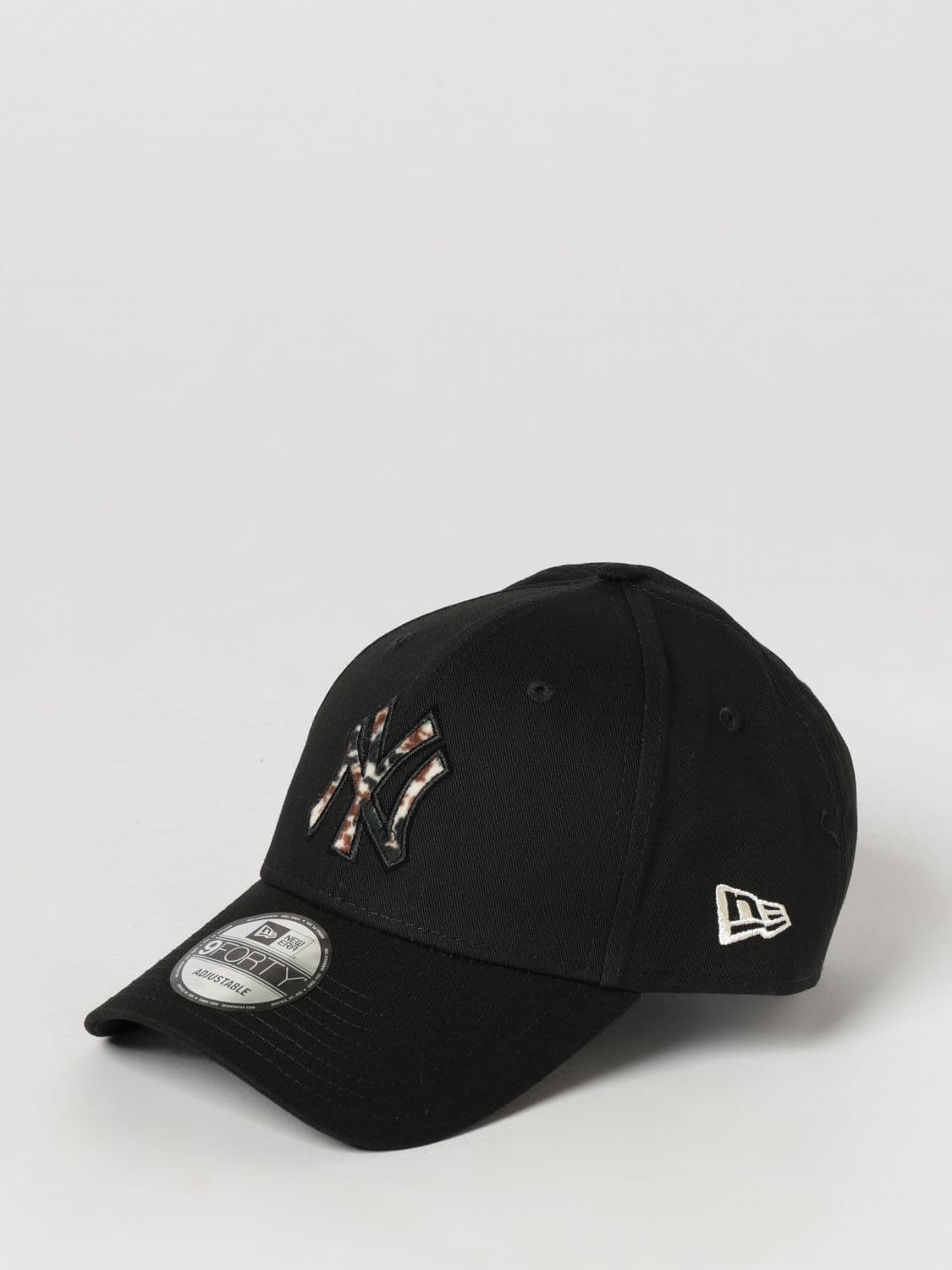 New Era 9Forty NY Yankees Animal Print Baseball Cap · OS
