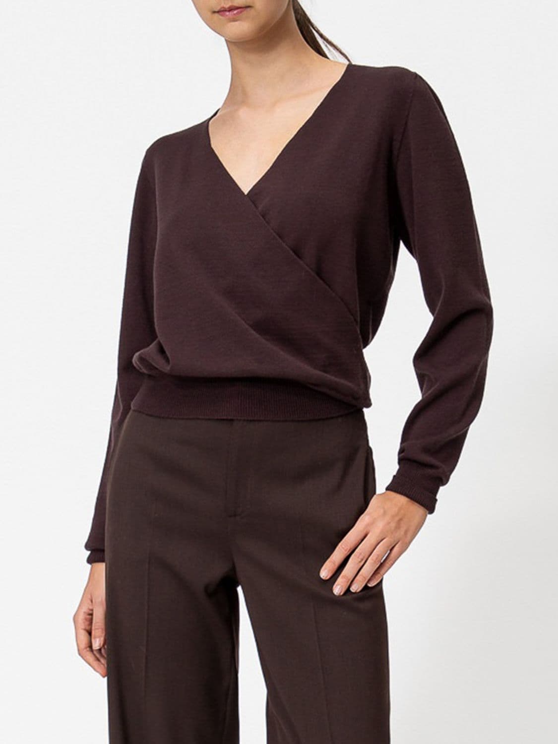 Twinset Cropped V-Neck Jumper in Viscose Blend with Ribbed Trims