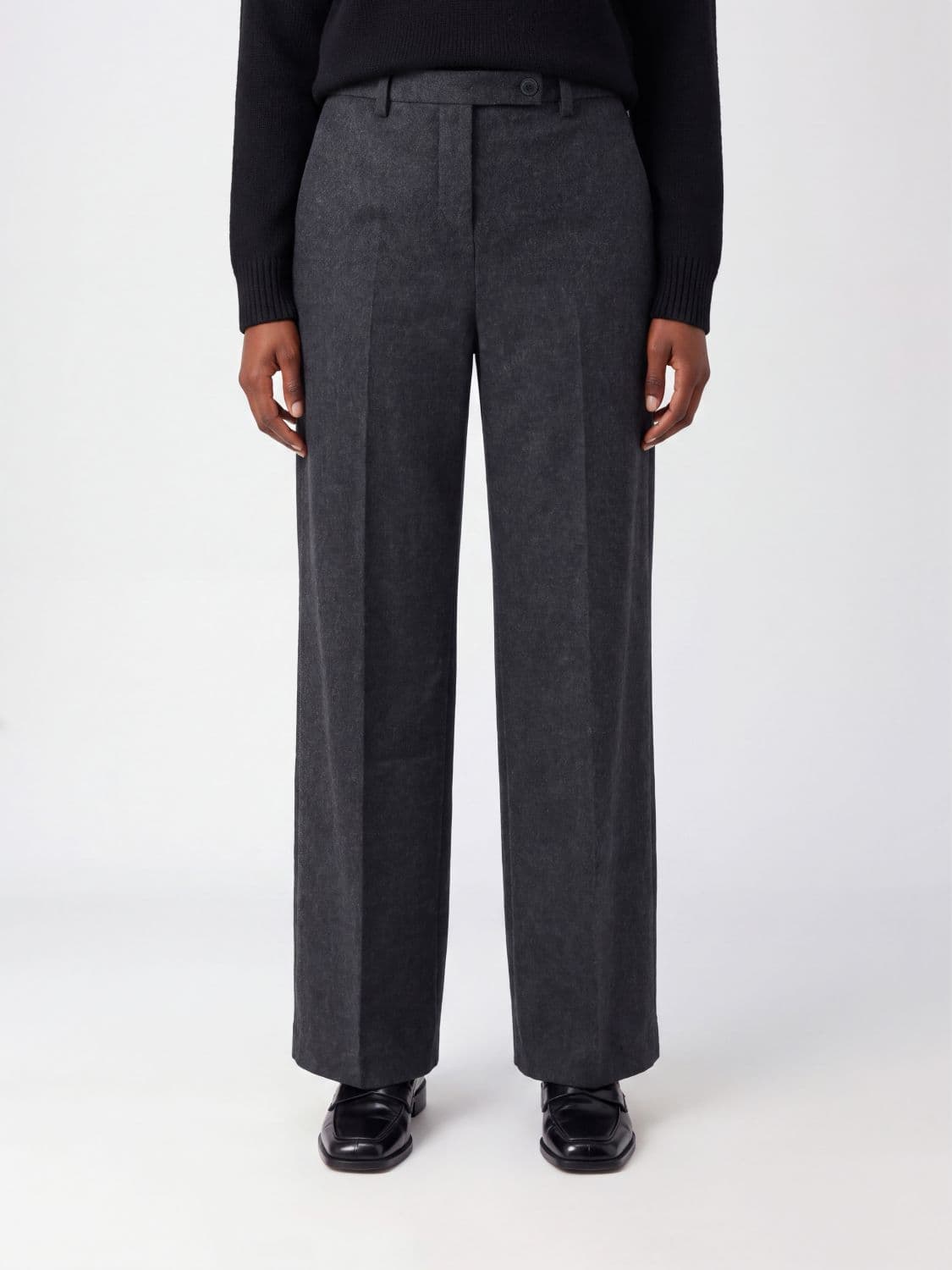 Khaite Tailored Wide-Leg Wool Trousers with Pleats